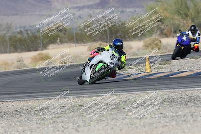 media/Oct-30-2025-Racers Edge (Thu) [[dabbdaf680]]/3-B Group/Session 5 (Turn 6)/